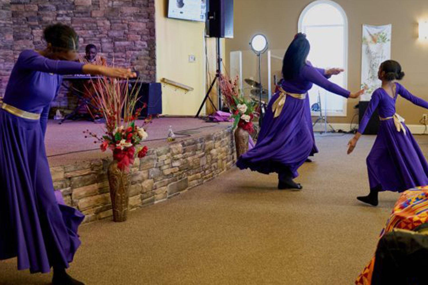 Empowerment Unlimited Church praise dancers